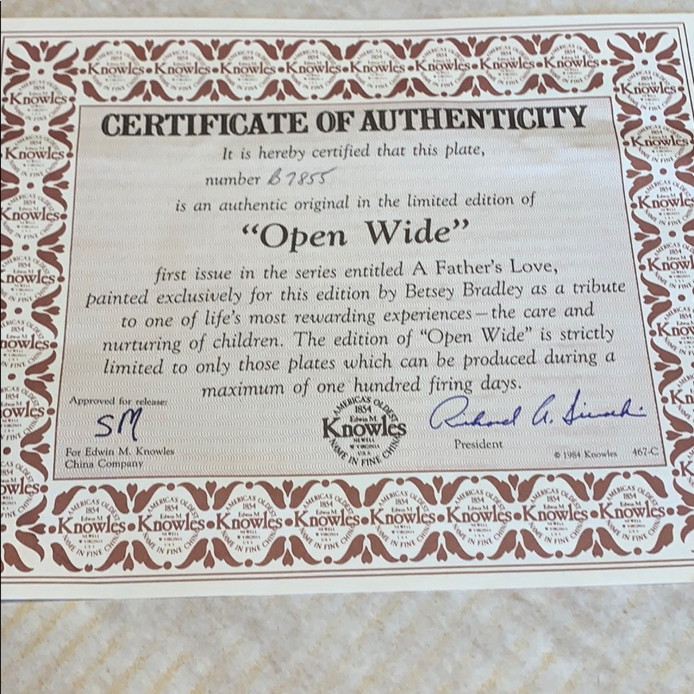 Knowles “Open Wide” Plate - Picture 3 of 6
